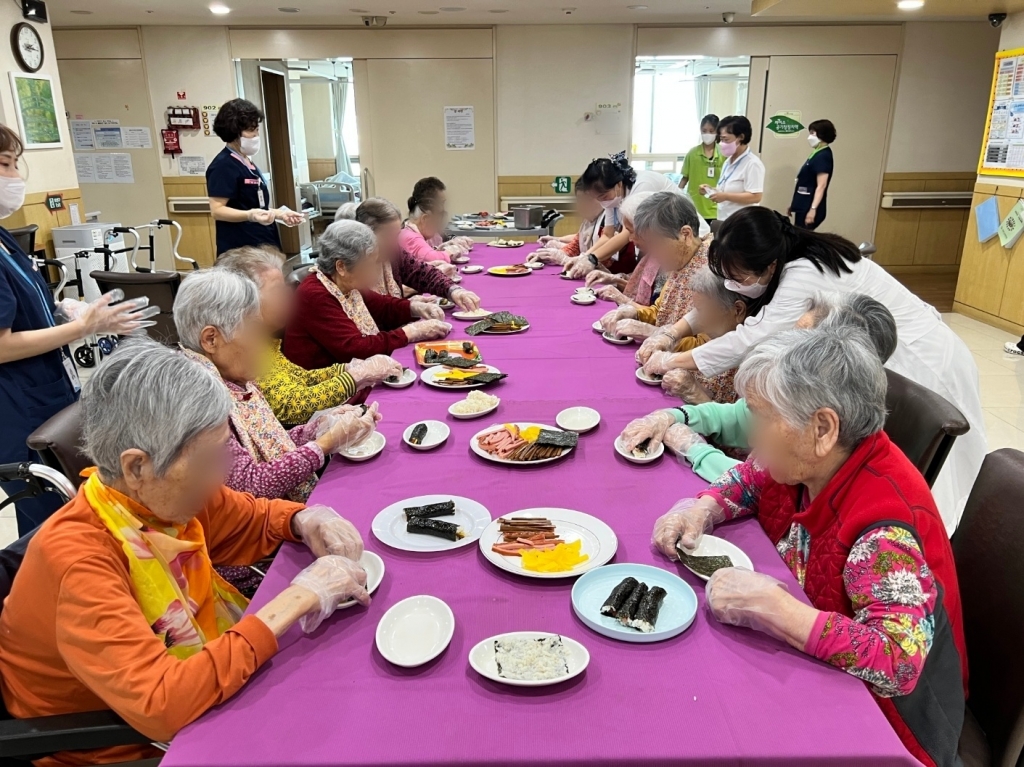 5월 요리교실 <꼬마김밥>
