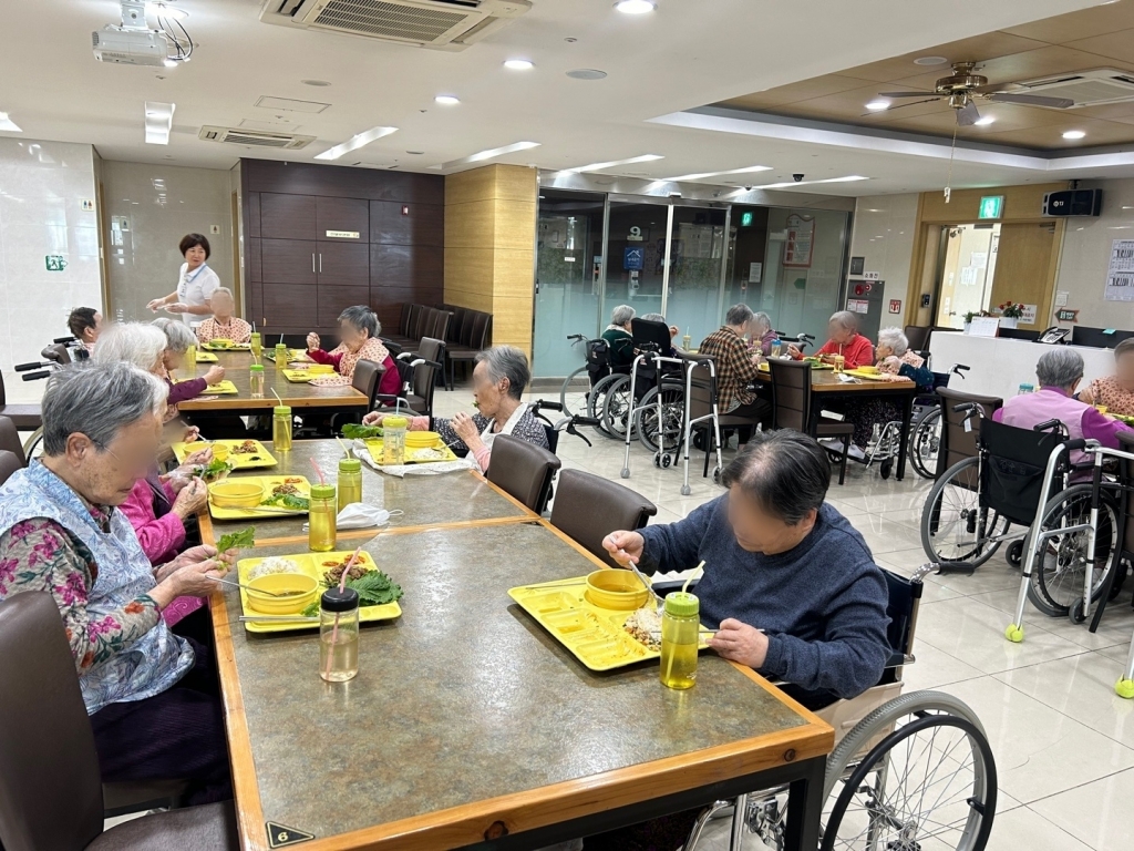 특식데이(양념목살구이)