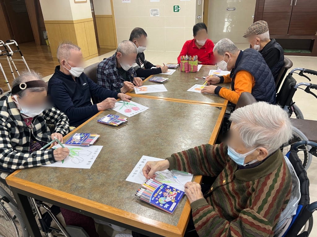 효도로 대학 <튤립 색칠하기>
